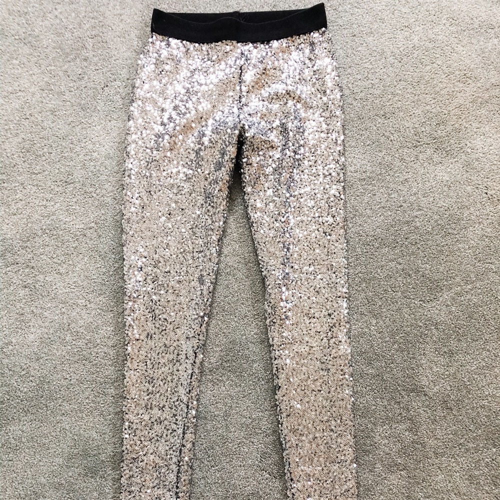 ✨Silver Sequin Leggings✨